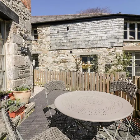 The Old Smithy St Columb Major